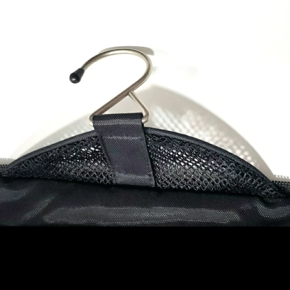 Vintage GAP Body Hanging Zippered Toiletry Bag